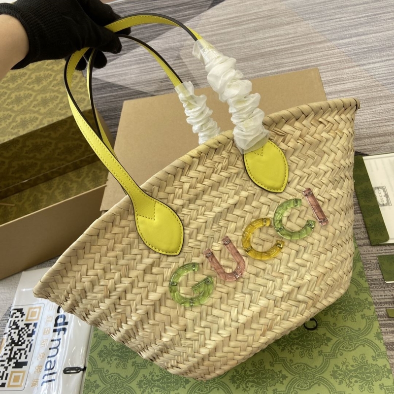 G*u*i shopping bags